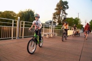Boucle familiale - pont flotant